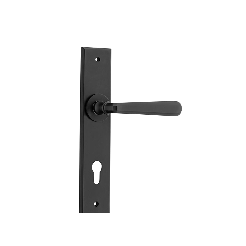 Copenhagen Lever - Chamfered Backplate Matt Black / Entrance / Lever Set Only