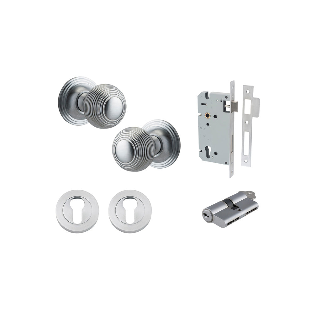 Guildford Knob - Round Rose Brushed Chrome / Entrance / Entrance Kit Dual Function (Key-Key)
