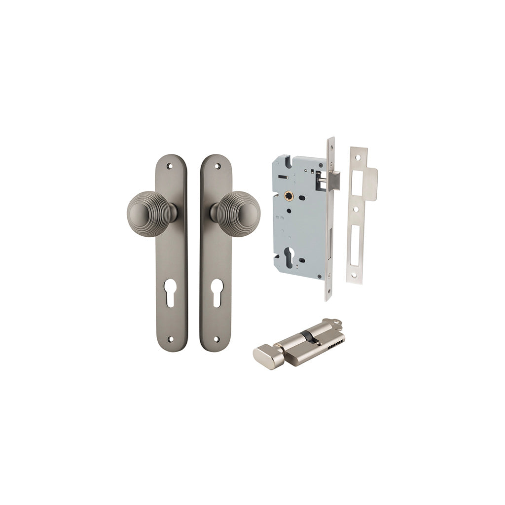 Guildford Knob - Oval Backplate Satin Nickel / Entrance / Entrance Kit (Key-Thumb)