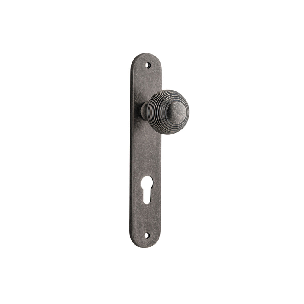 Guildford Knob - Oval Backplate Distressed Nickel / Entrance / Lever Set Only