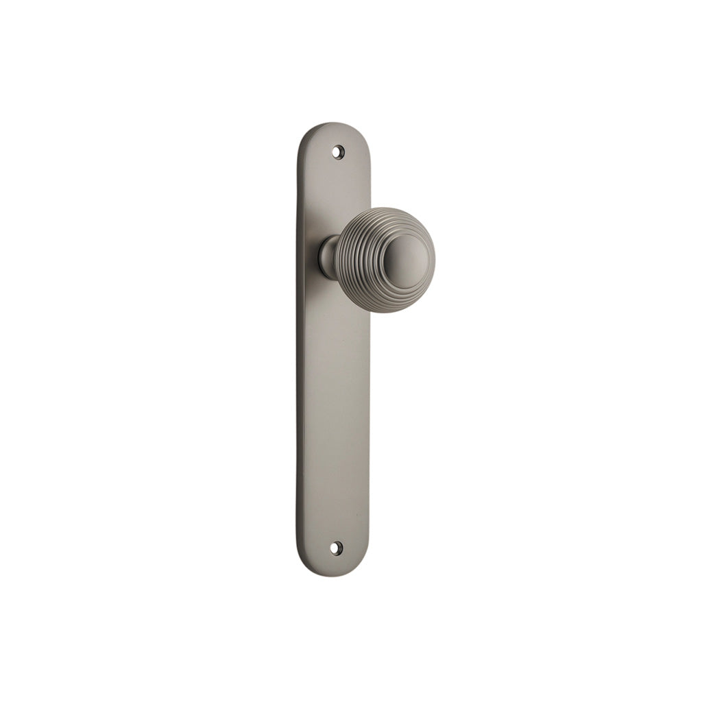 Guildford Knob - Oval Backplate Satin Nickel / Passage / Lever Set Only