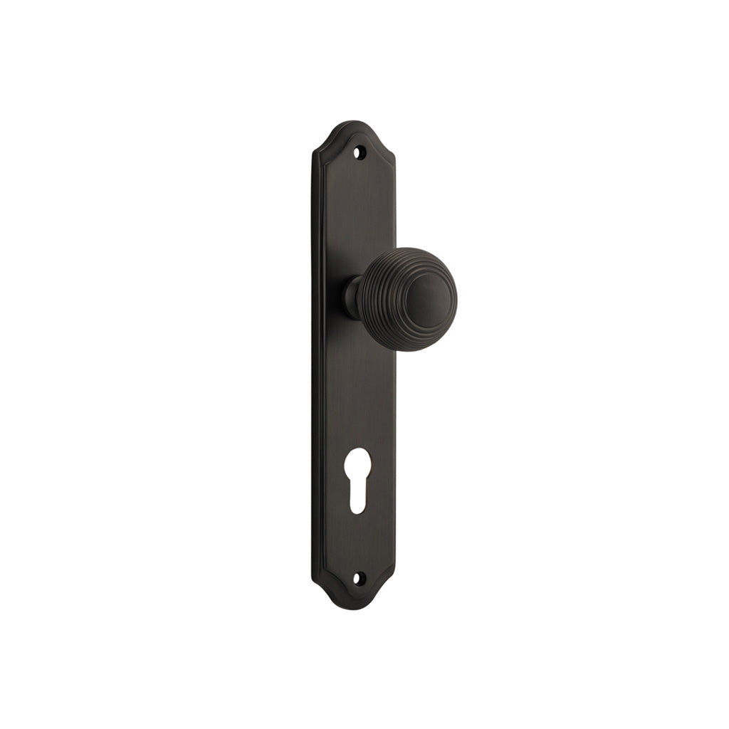 Guildford Knob - Shouldered Backplate Signature Brass / Entrance / Lever Set Only