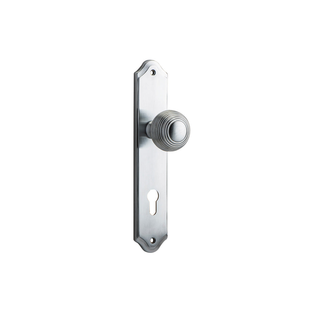Guildford Knob - Shouldered Backplate Brushed Chrome / Entrance / Lever Set Only