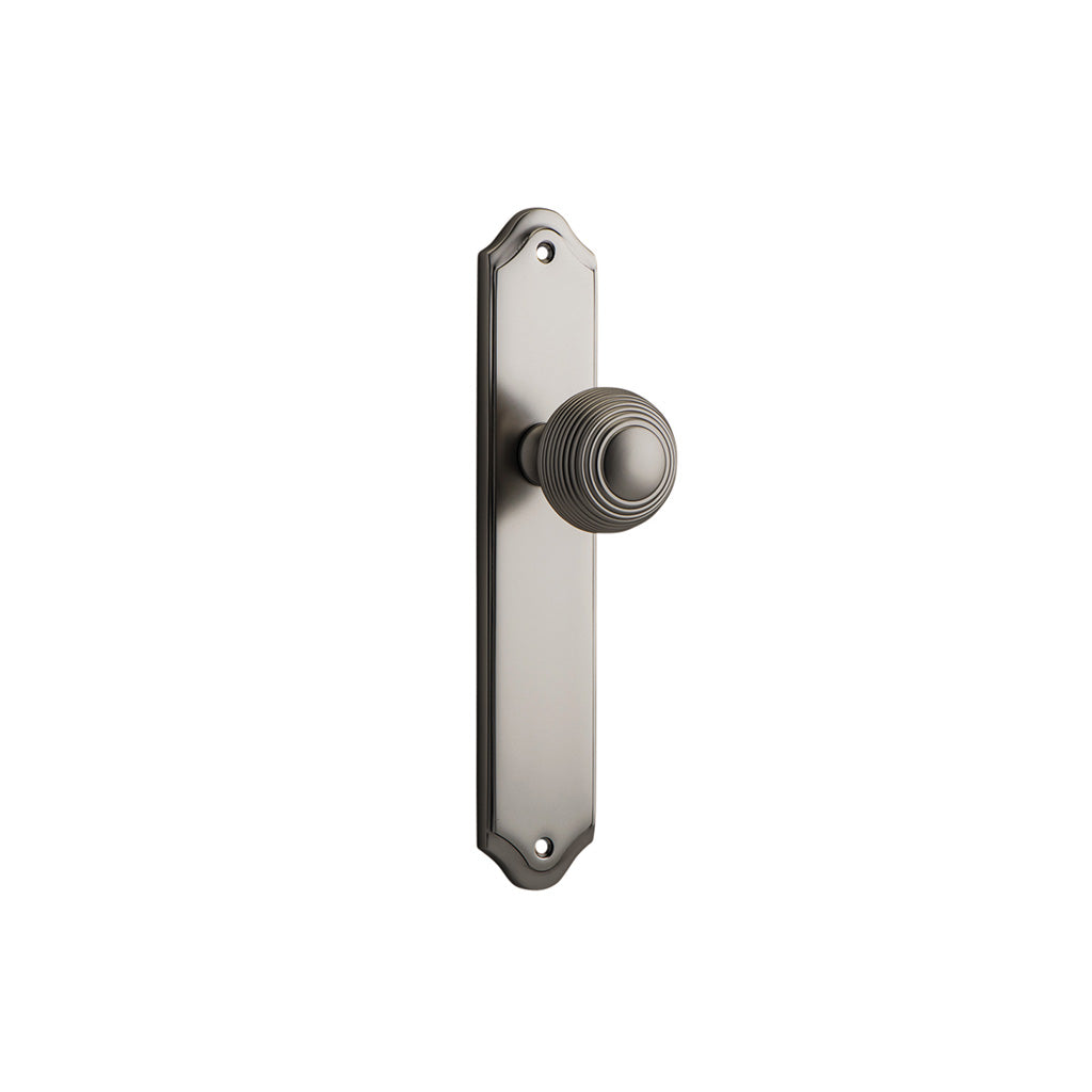 Guildford Knob - Shouldered Backplate Satin Nickel / Passage / Lever Set Only