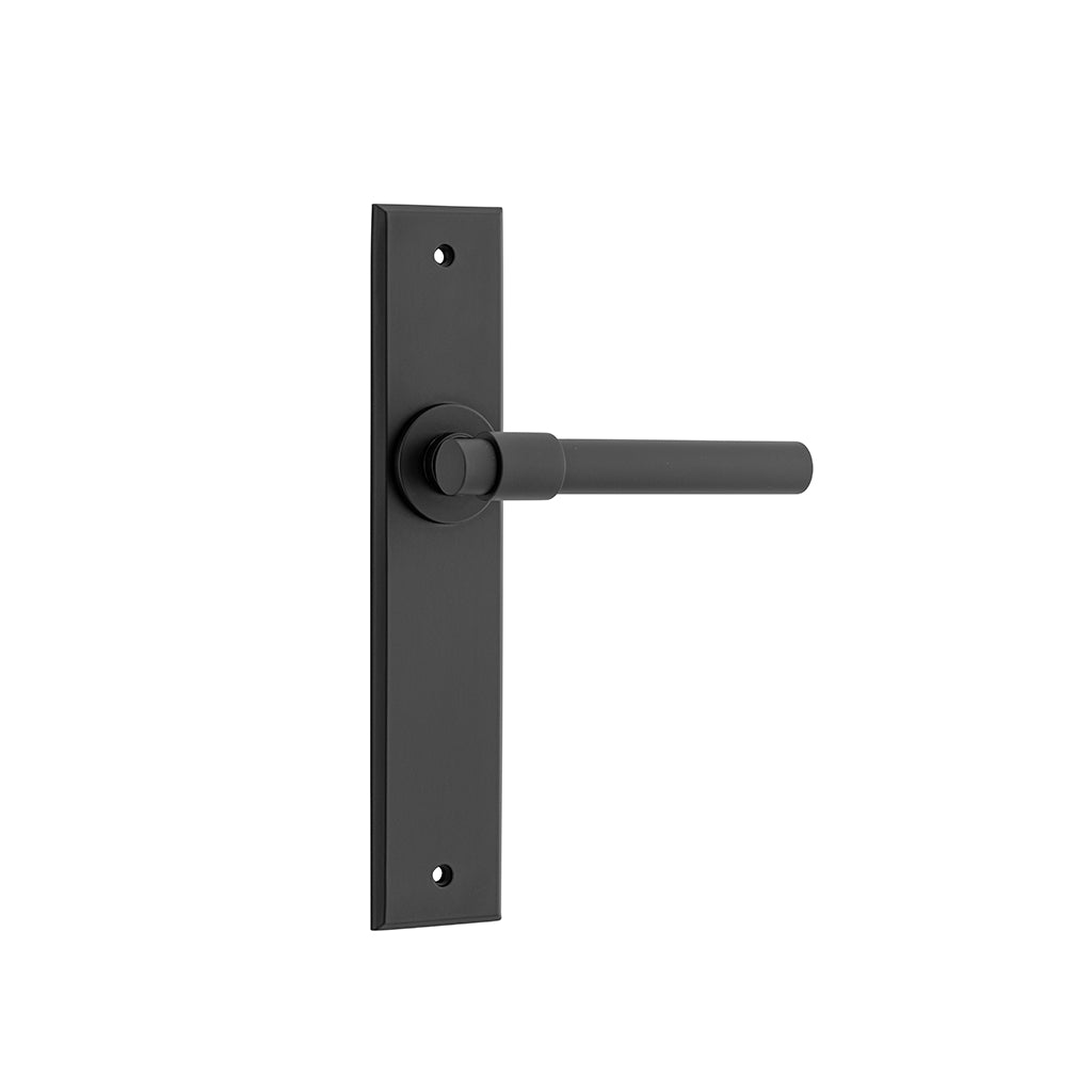 Helsinki Lever - Chamfered Backplate Matt Black / Passage / Lever Set Only