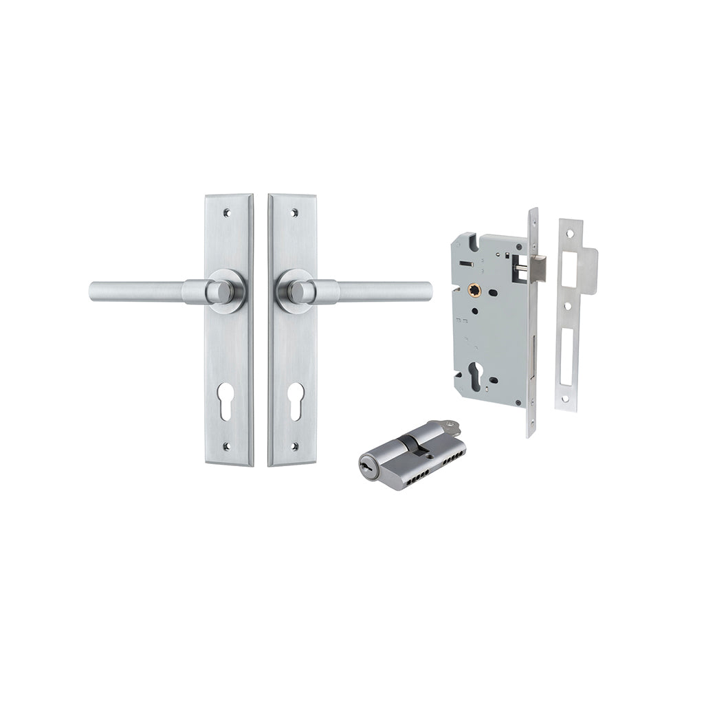 Helsinki Lever - Chamfered Backplate Brushed Chrome / Entrance / Entrance Kit Dual Function (Key-Key)
