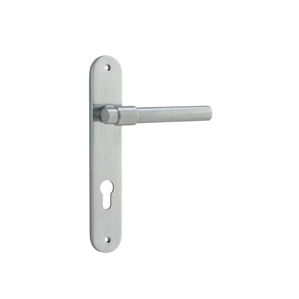 Helsinki Lever - Oval Backplate Brushed Chrome / Entrance / Lever Set Only