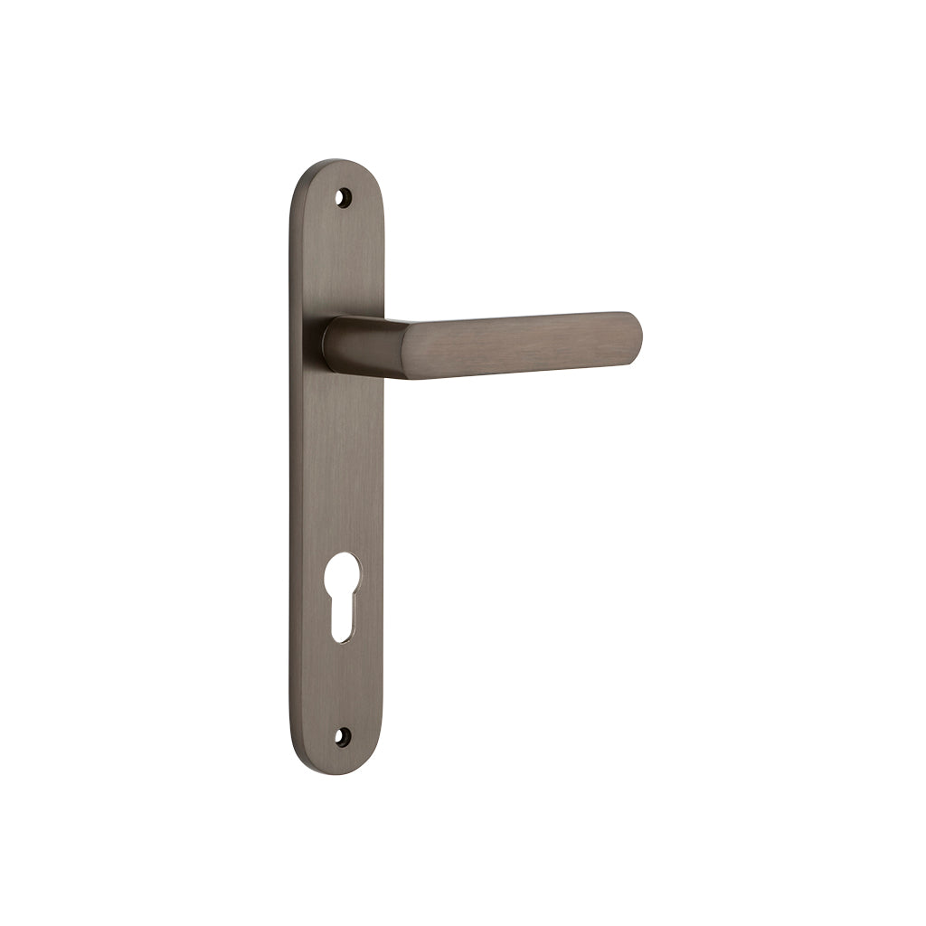 Osaka Lever - Oval Backplate Signature Brass / Entrance / Lever Set Only