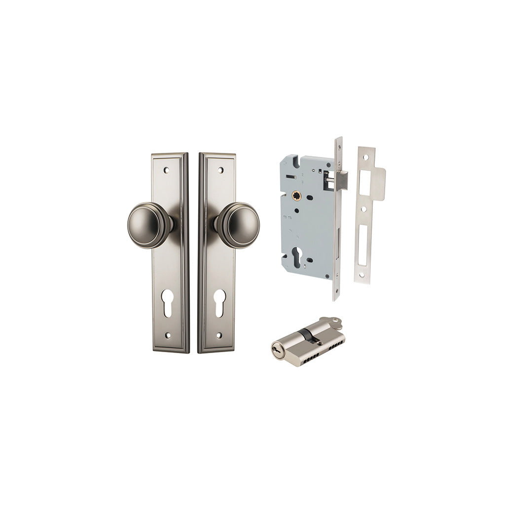 Paddington Knob - Stepped Backplate Satin Nickel / Entrance / Entrance Kit Dual Function (Key-Key)