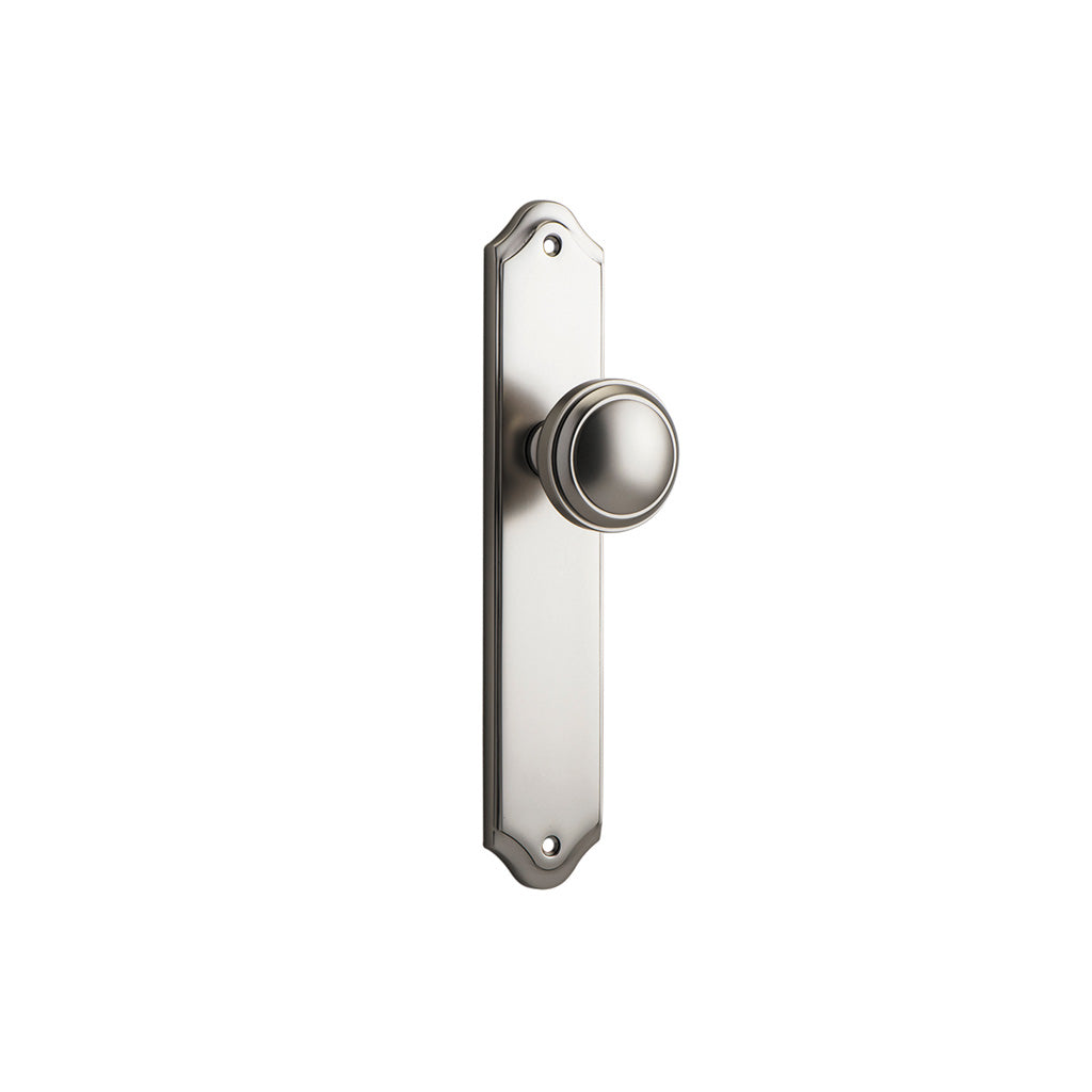 Paddington Knob - Shouldered Backplate Satin Nickel / Passage / Lever Set Only