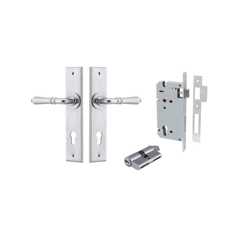 Sarlat Lever - Chamfered Backplate Brushed Chrome / Entrance / Entrance Kit Dual Function (Key-Key)