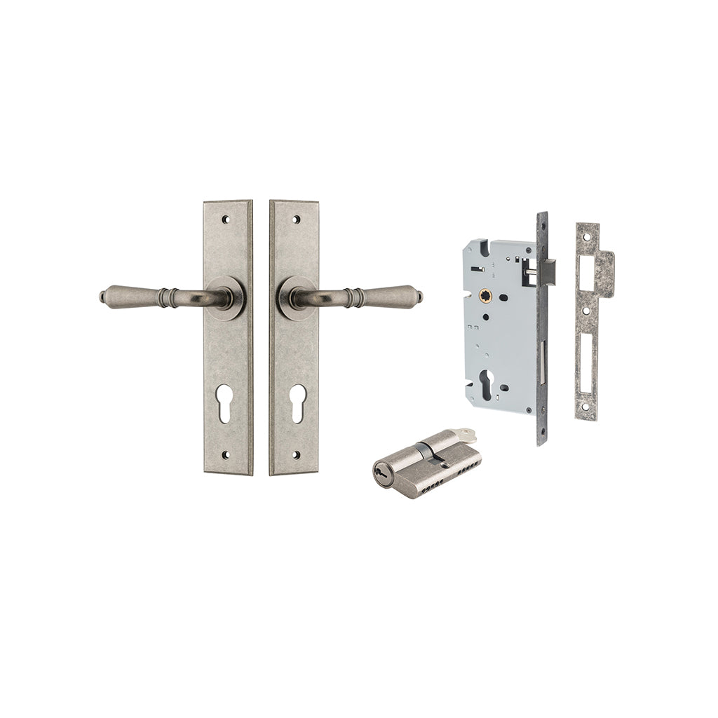 Sarlat Lever - Chamfered Backplate Distressed Nickel / Entrance / Entrance Kit Dual Function (Key-Key)