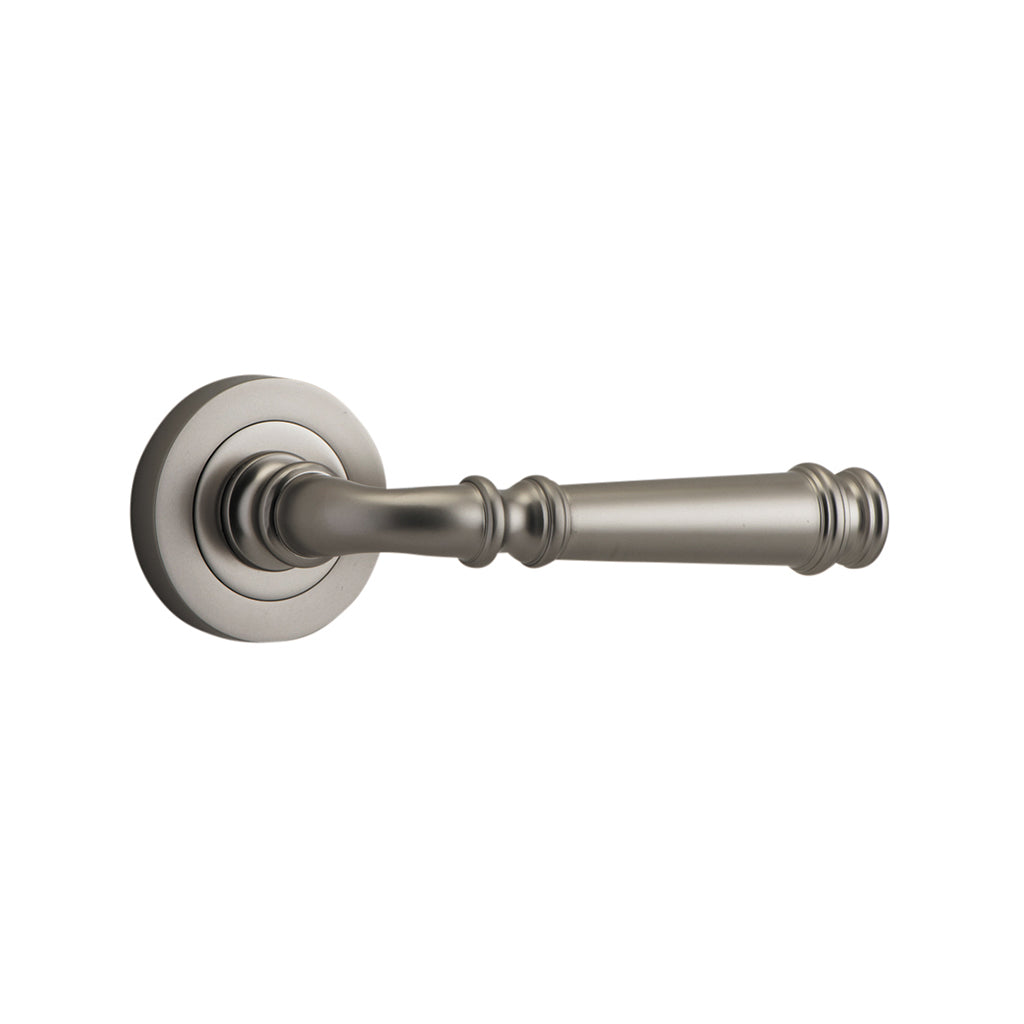 Verona Lever - Round Rose Satin Nickel / Passage / Lever Set Only