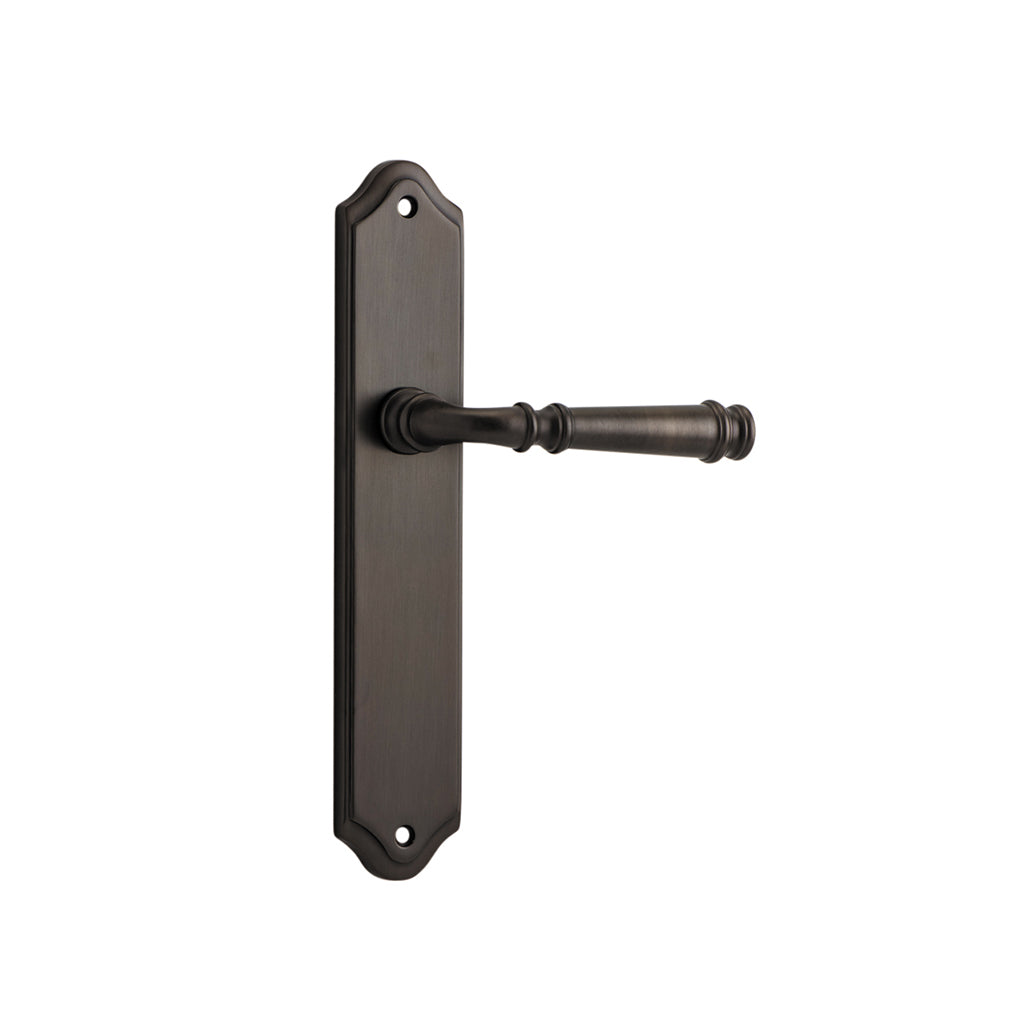 Verona Lever - Shouldered Backplate Signature Brass / Passage / Lever Set Only