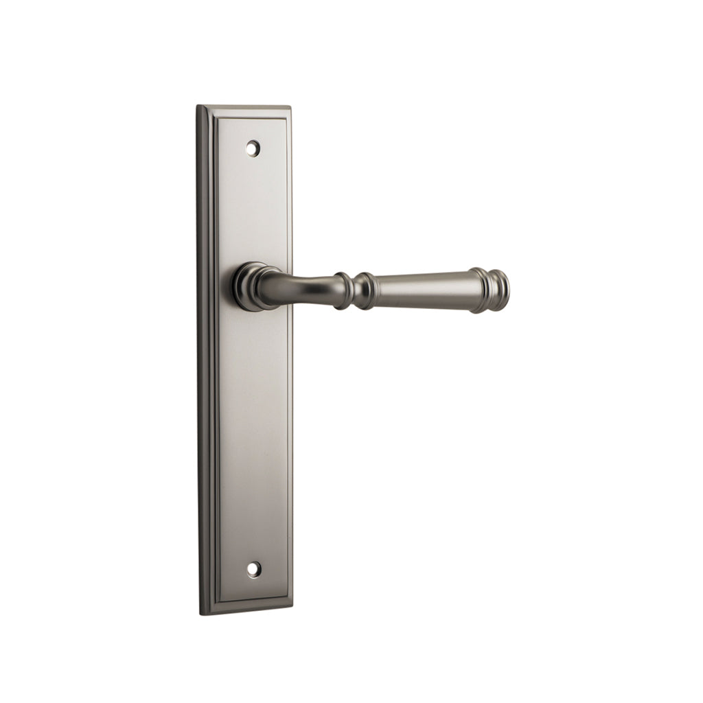 Verona Lever - Stepped Backplate Satin Nickel / Passage / Lever Set Only