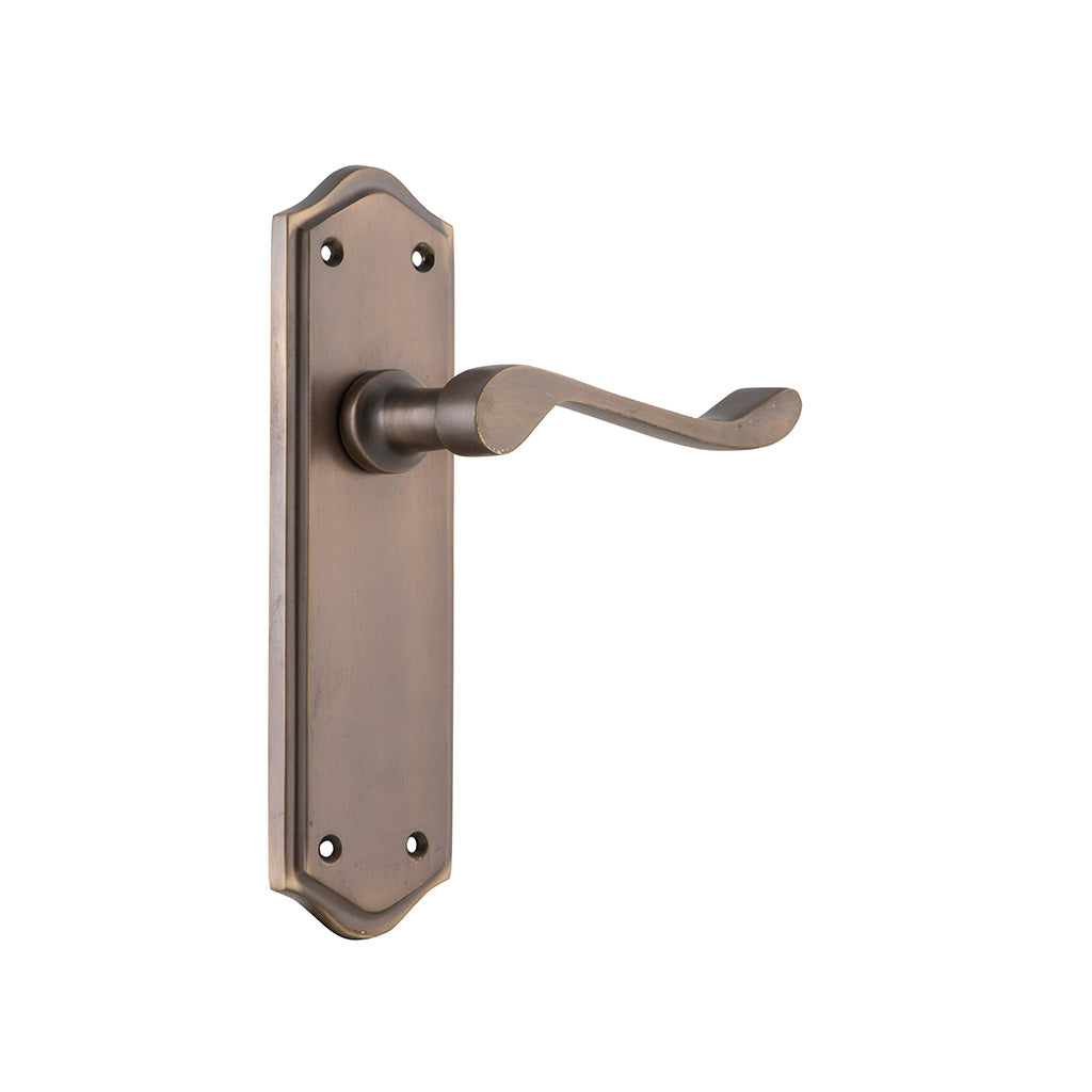 Henley Lever - Long Backplate Antique Brass / Passage / Lever Set Only