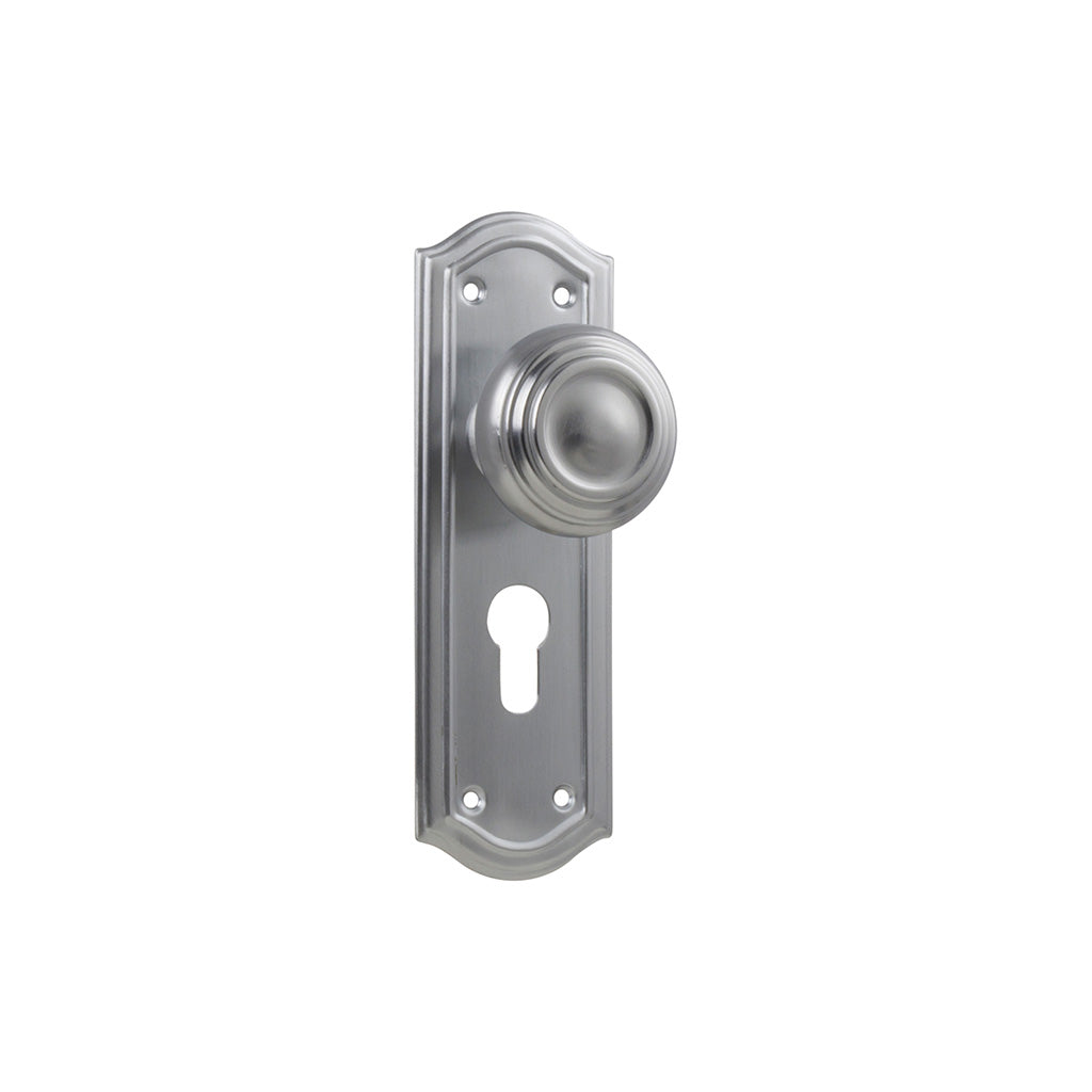 Kensington Door Knob - Long Backplate Satin Chrome / Entrance / Lever Set Only