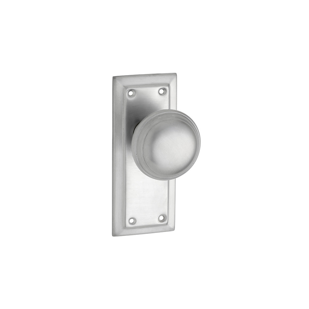 Richmond Door Knob - Short Backplate Satin Chrome / Passage / Lever Set Only