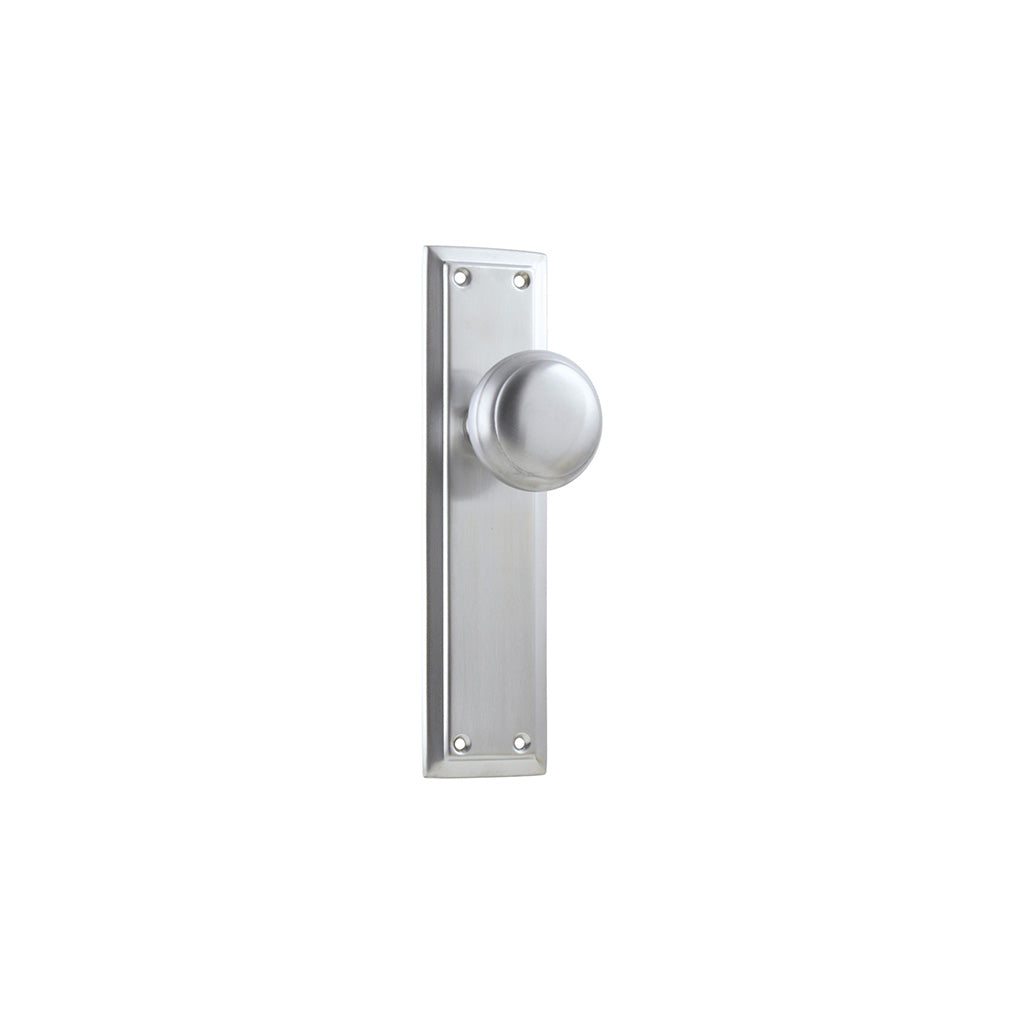 Richmond Door Knob - Long Backplate Satin Chrome / Passage / Lever Set Only